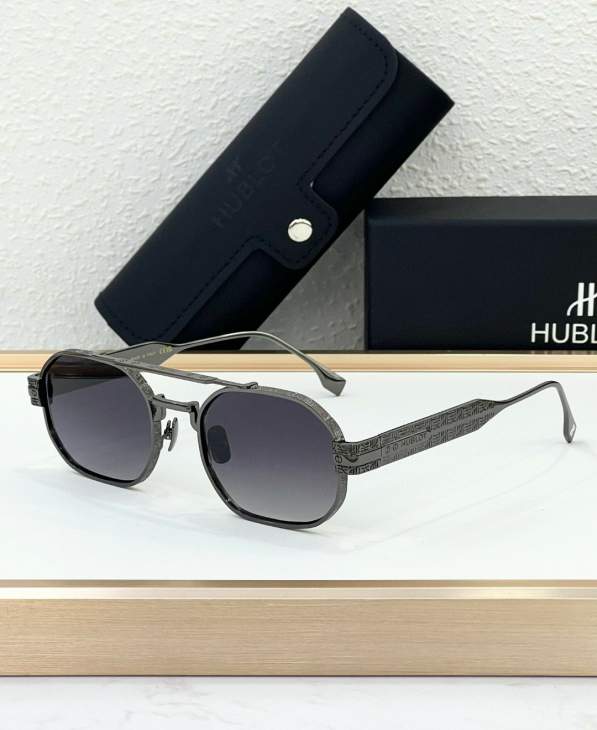 Picture of Hublot Sunglasses _SKUfw68373290fw